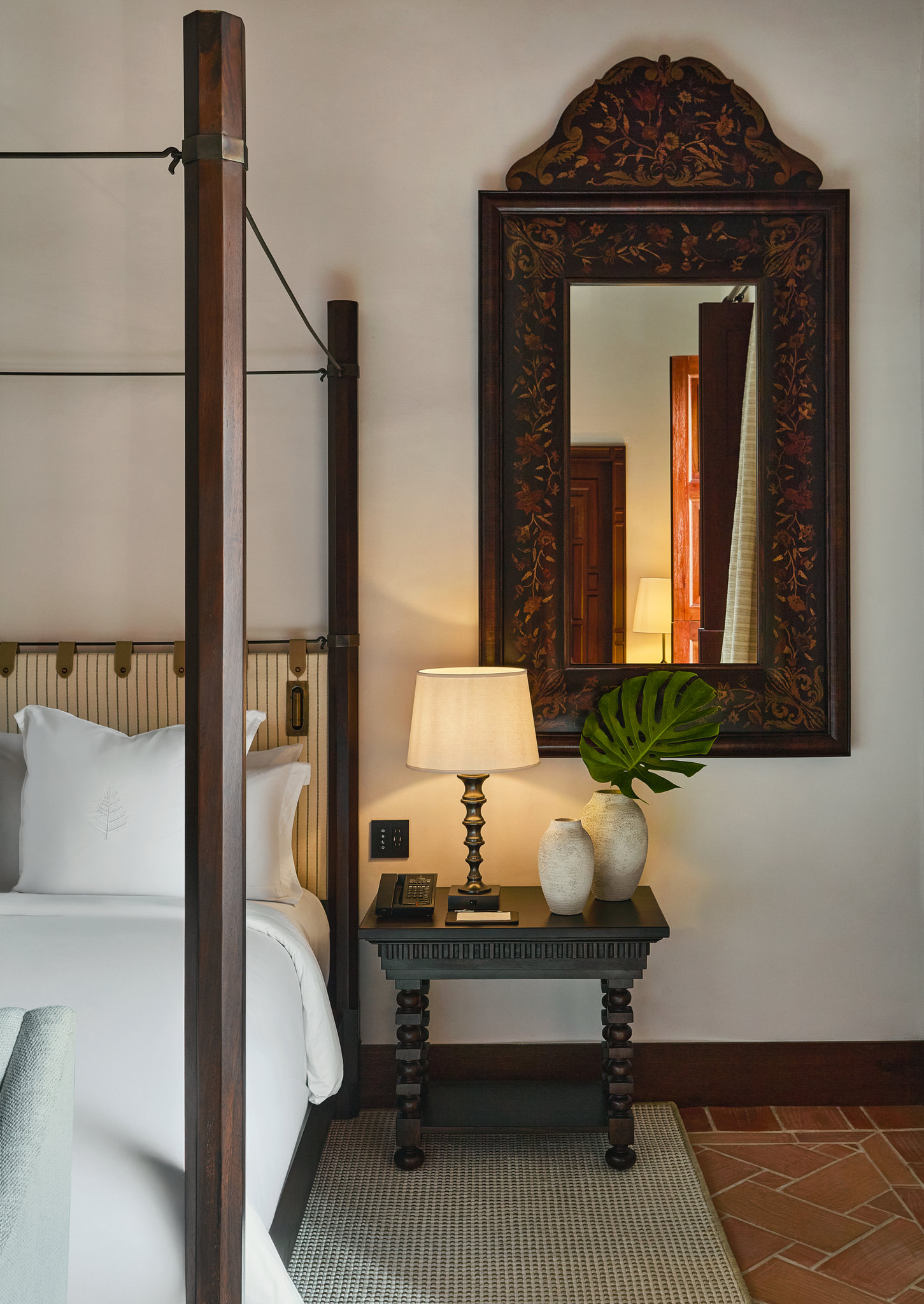 Colonial Studio Suite