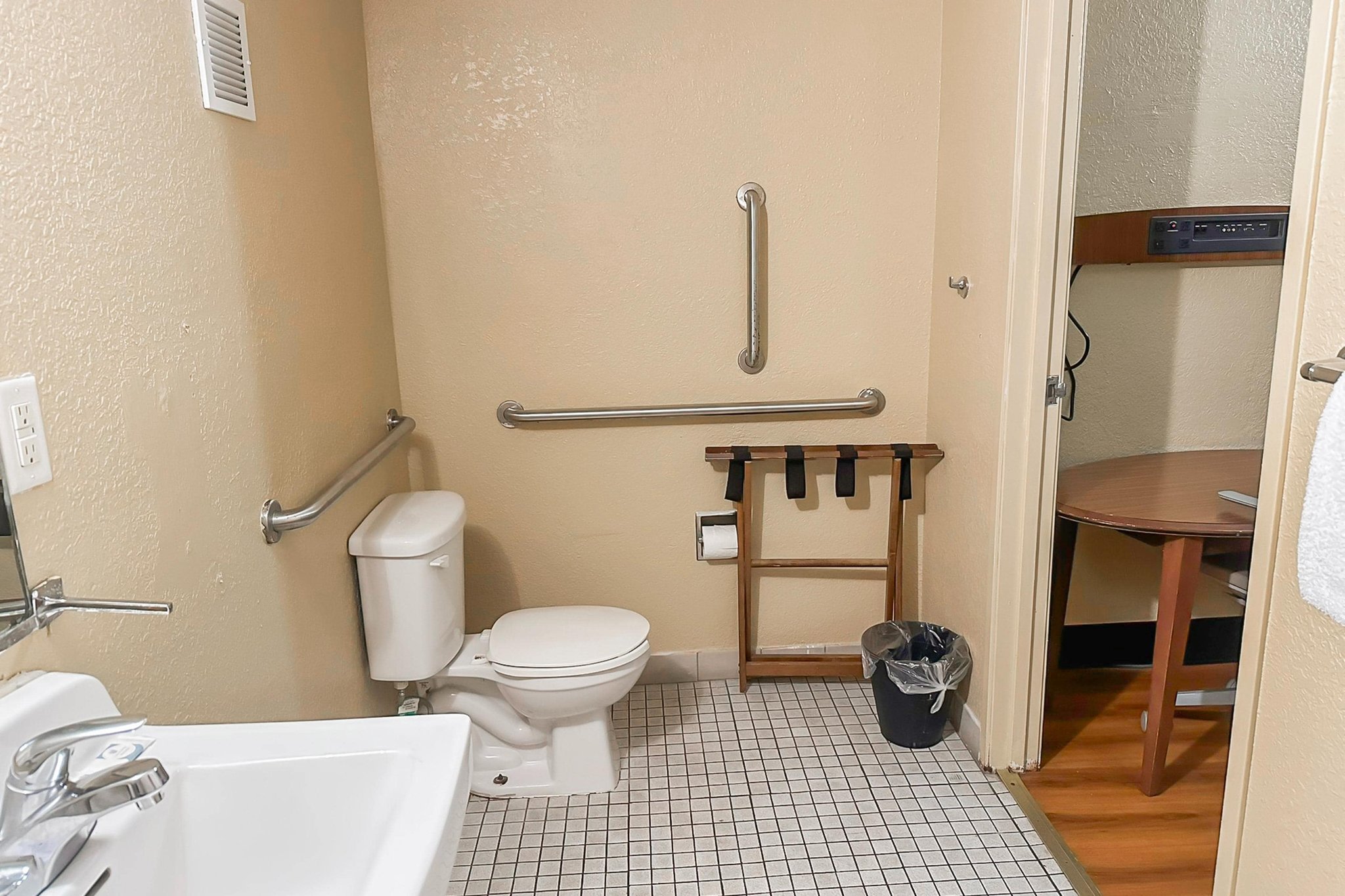 Hotel Image 6
