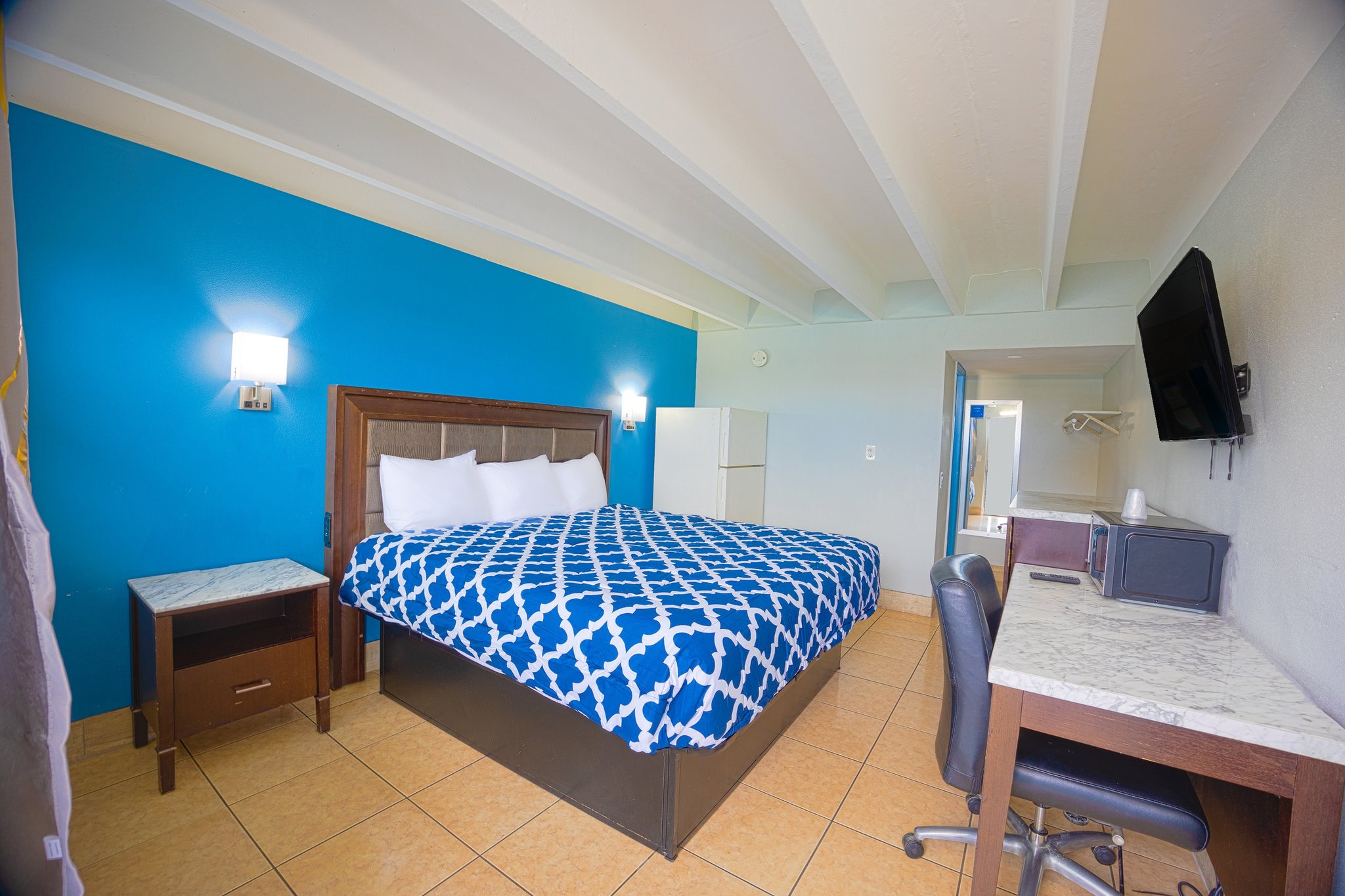 Hotel Image 1