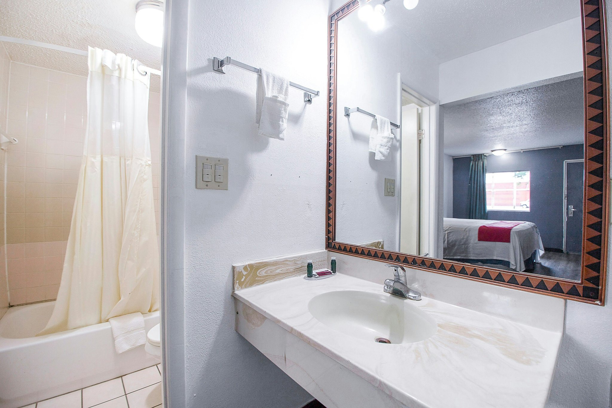Hotel Image 9