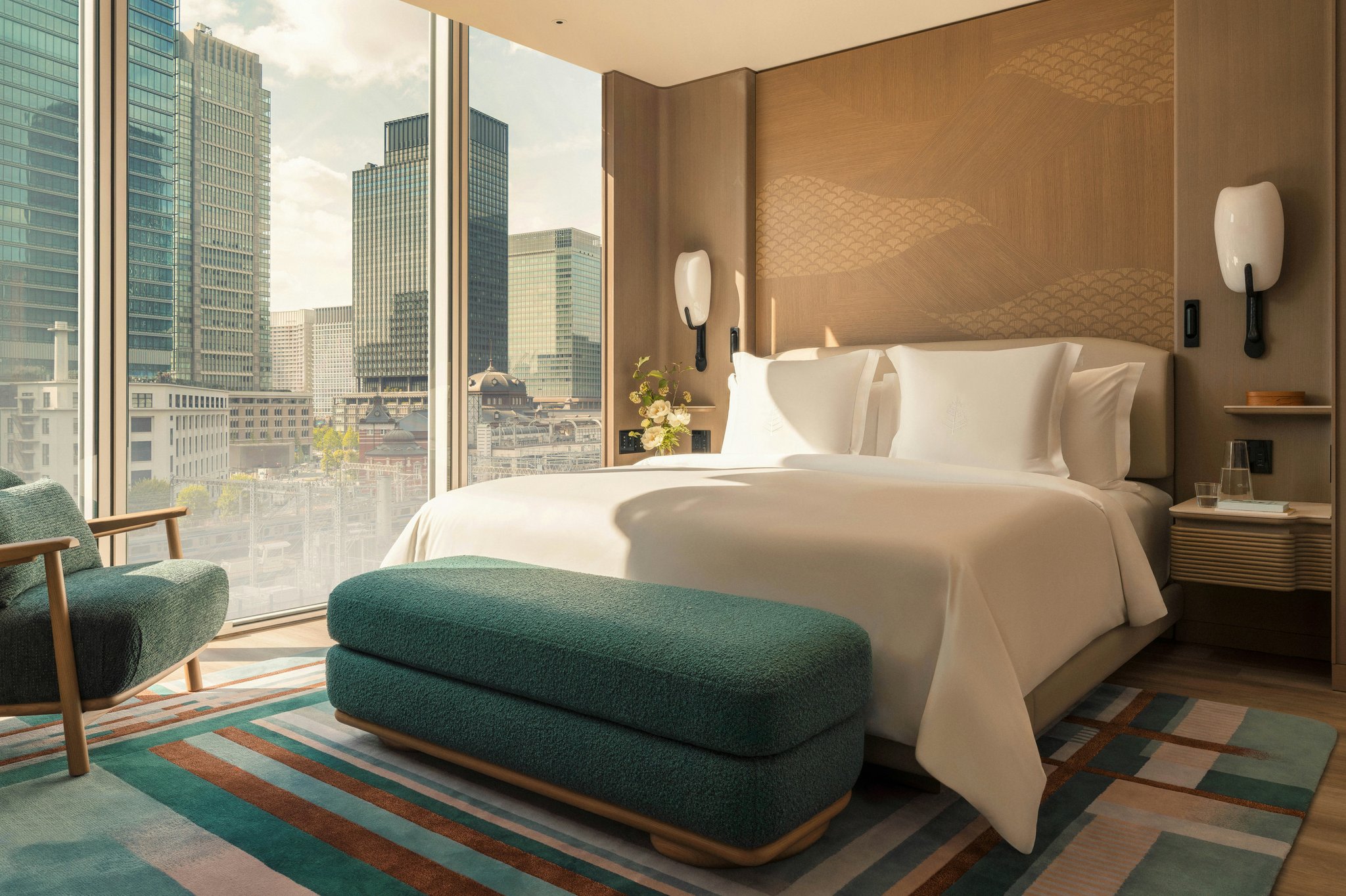 Marunouchi Suite