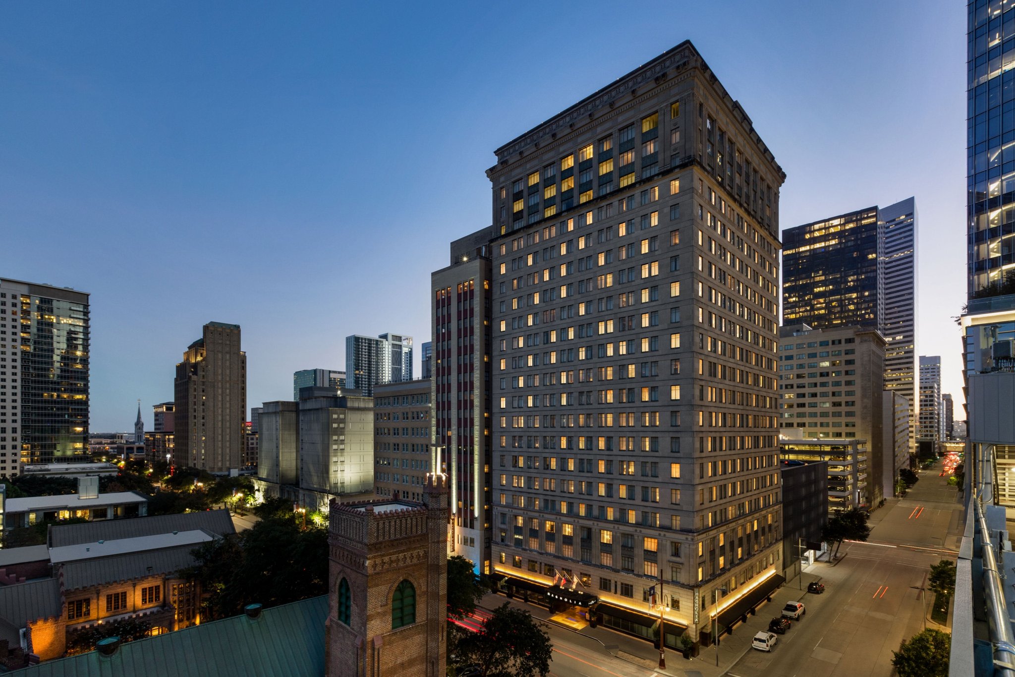 Magnolia Hotel Houston A Tribute Portfolio Hotel photo 1