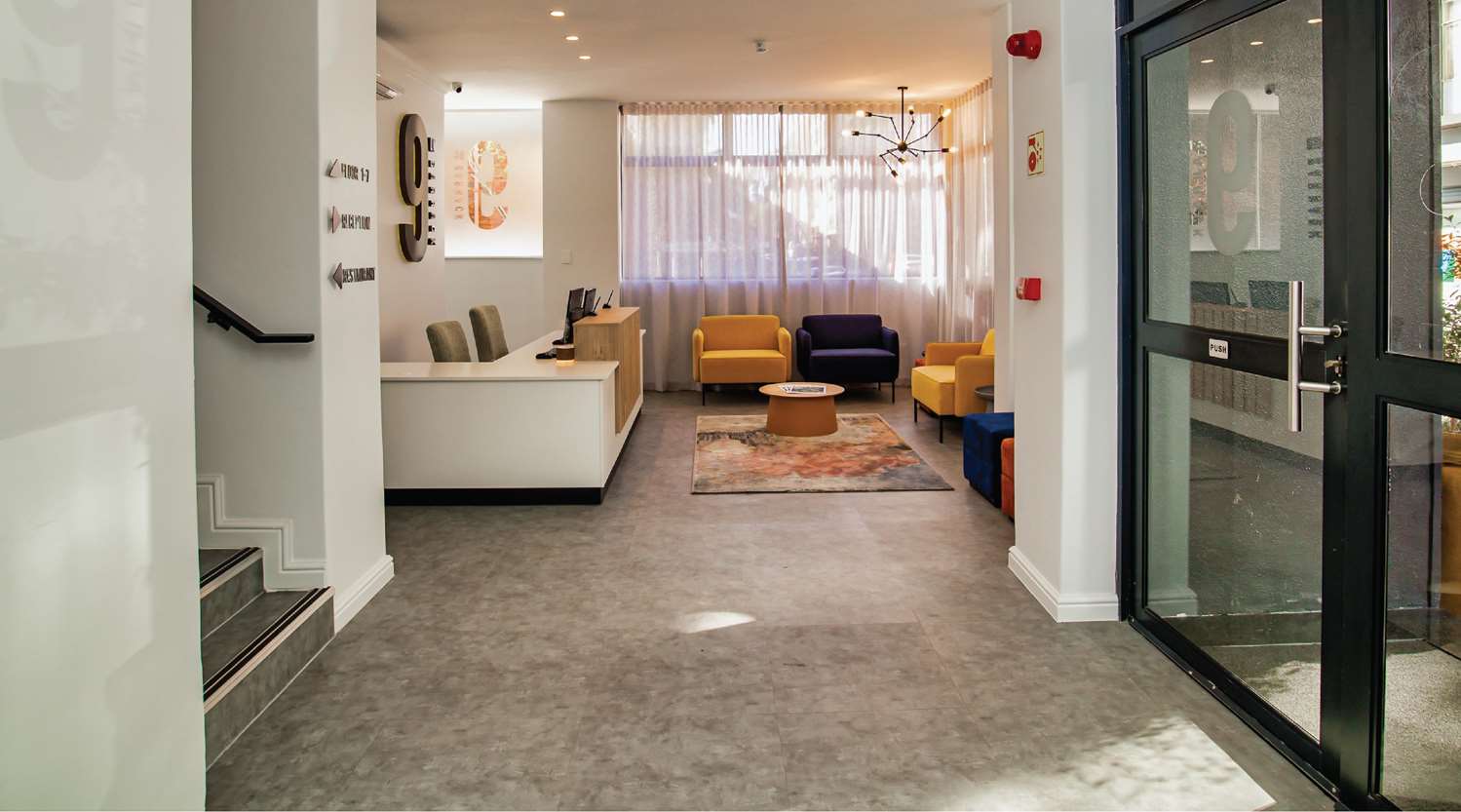 9 On Barrack - Image 5