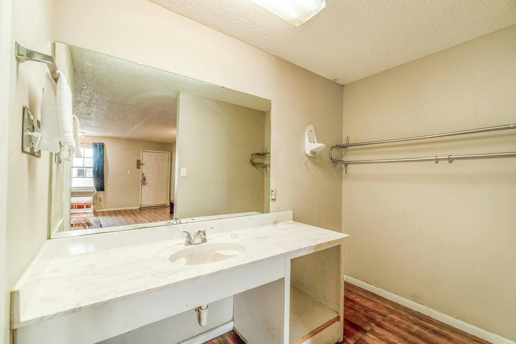 Executive Inn By Oyo Mineral W photo 1