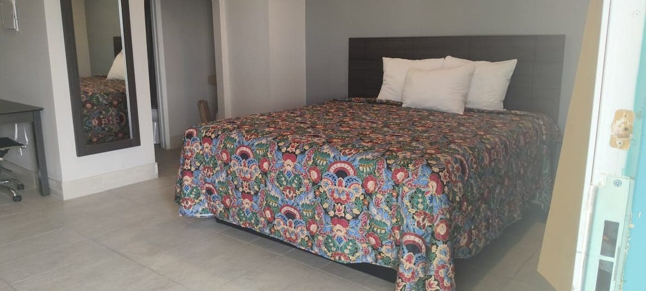 Hotel Image 2