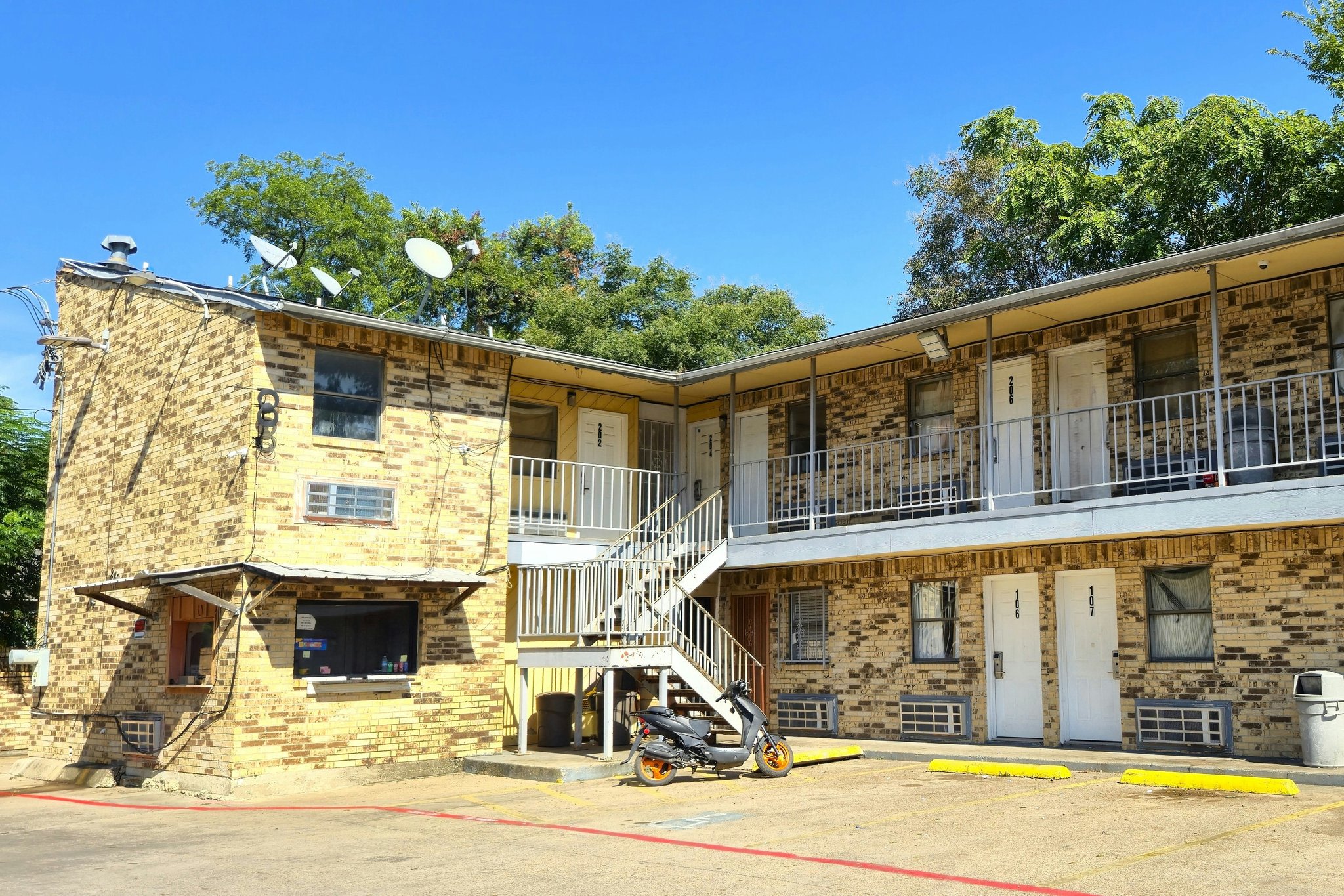 Mi Amor Inn And Suites photo 1