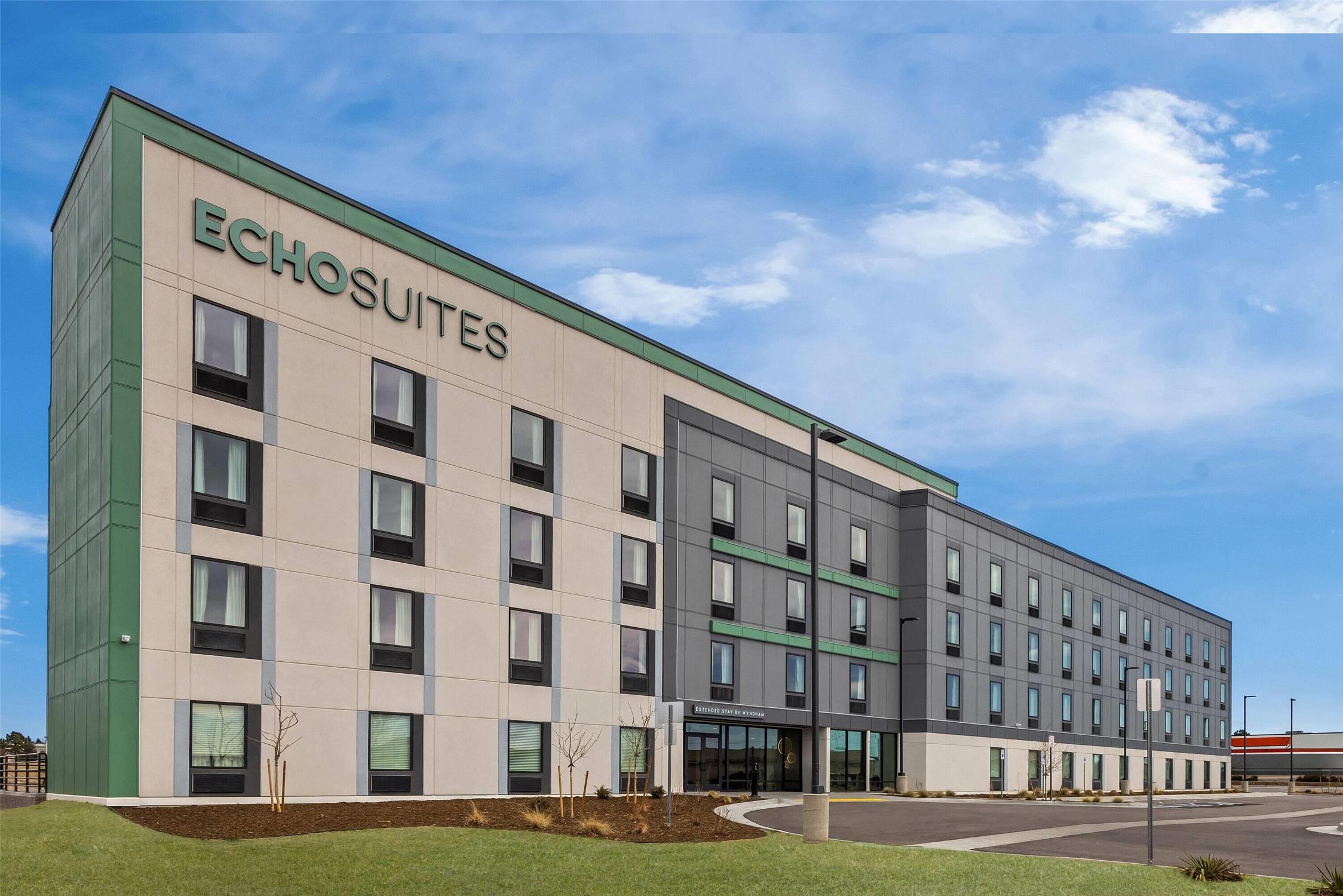 Echo Suites Colorado Springs photo 1
