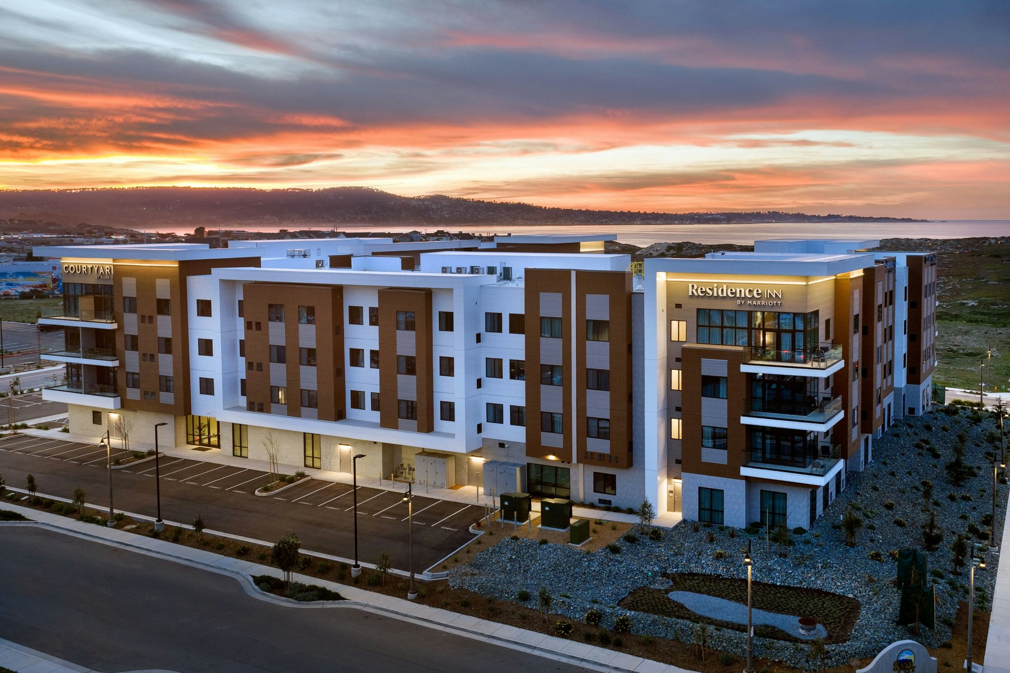 Residence Inn By Marriott Sand City Monterey photo 1