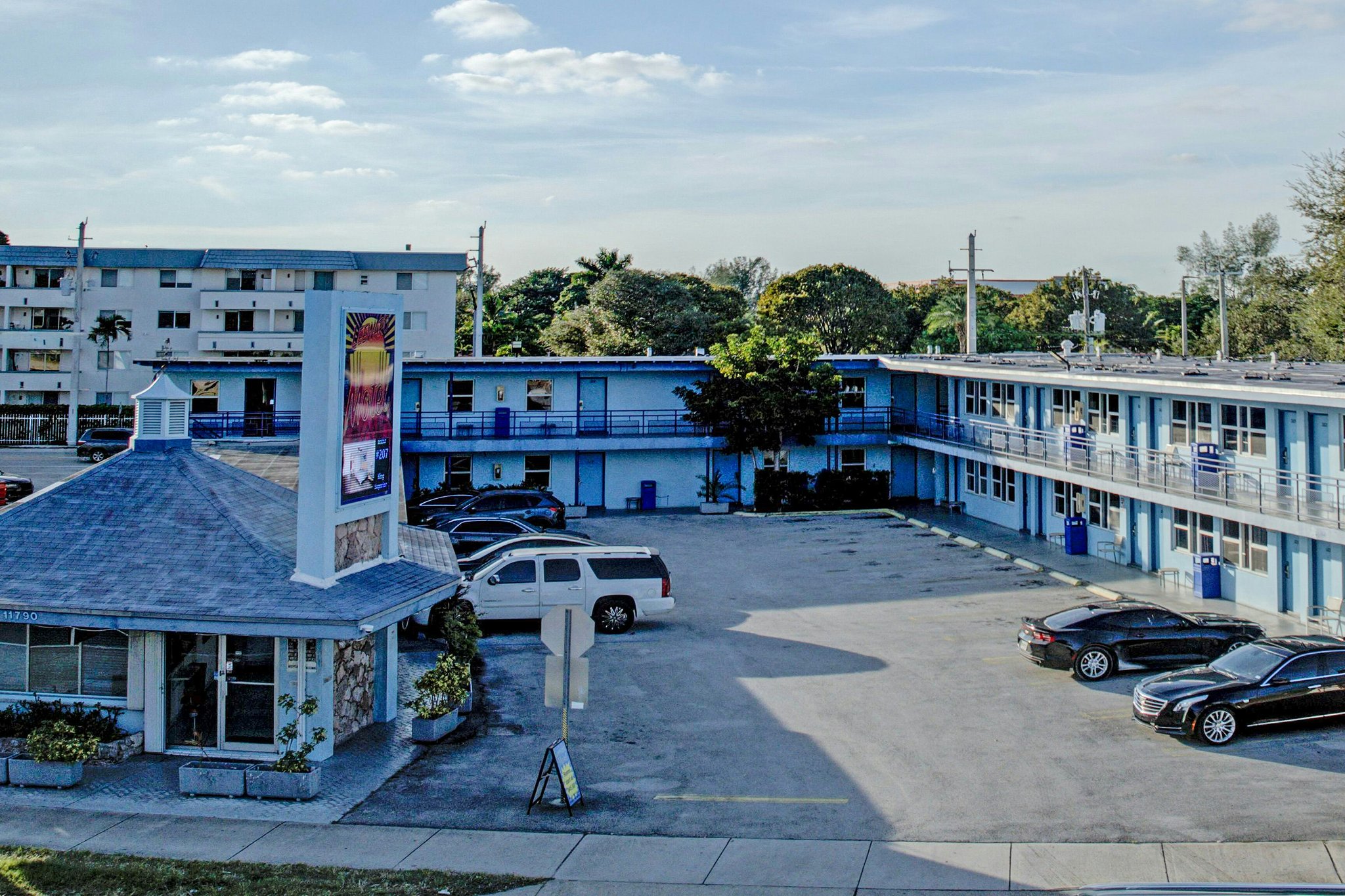 Leeward Motel By Capital O photo 1