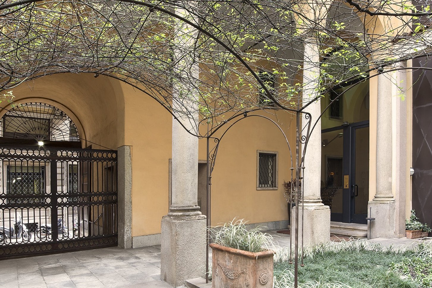Hotel Image 1