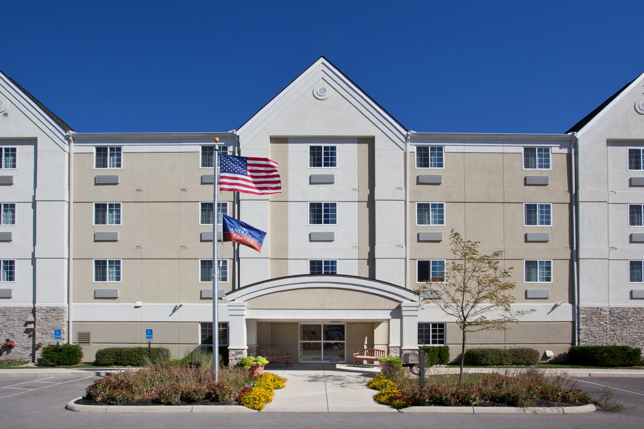 Candlewood Suites Polaris photo 1