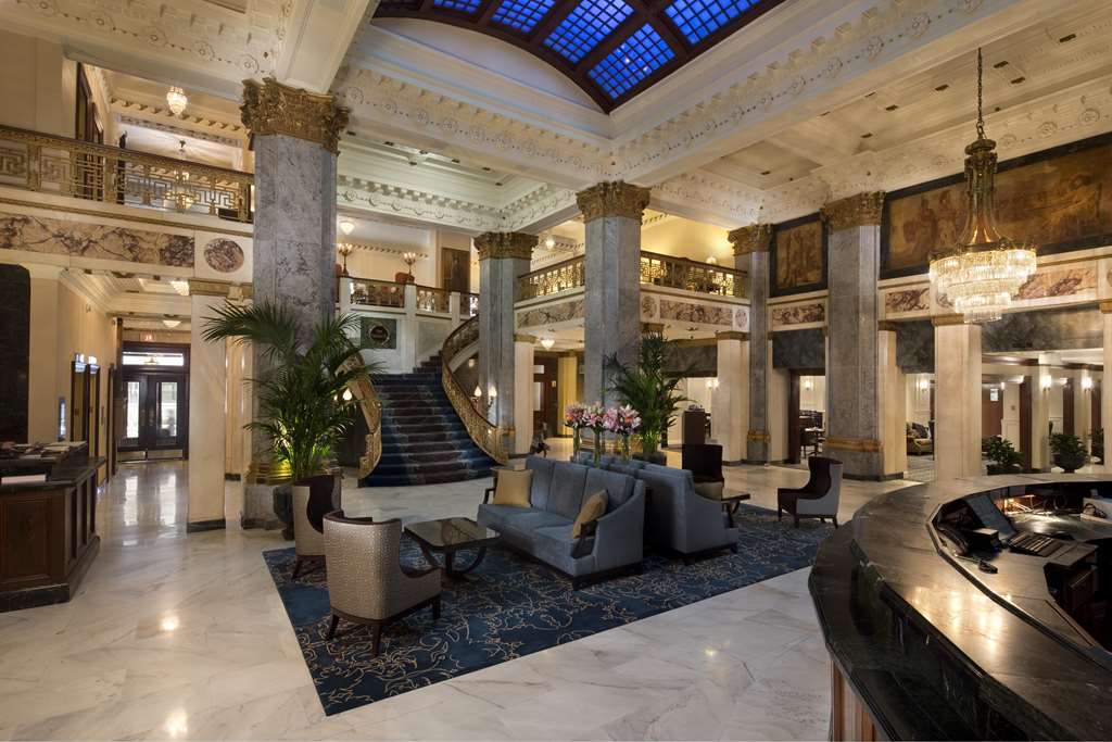  (Lobby view)