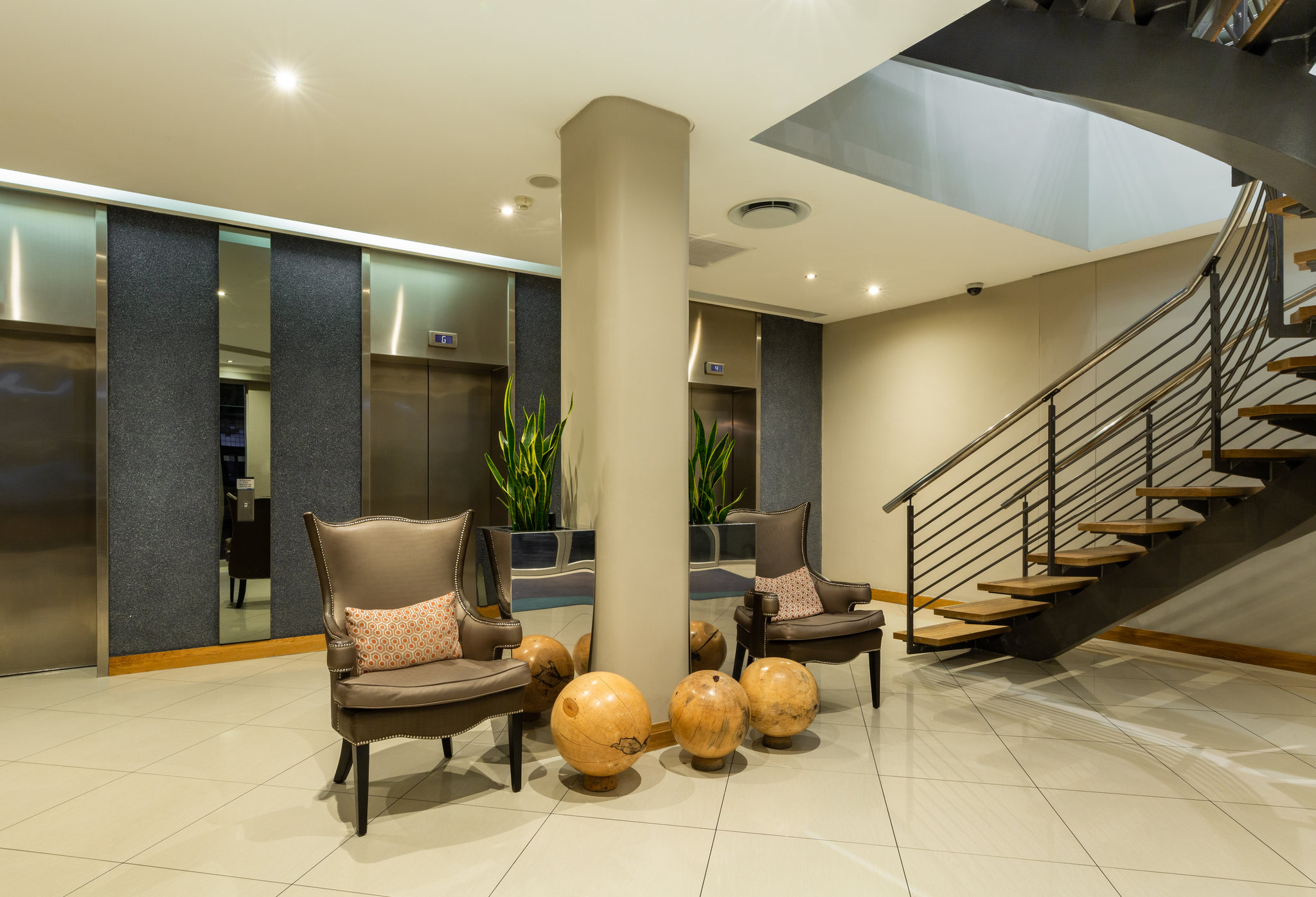 Express By Holiday Inn City Centre Capetown - Image 4