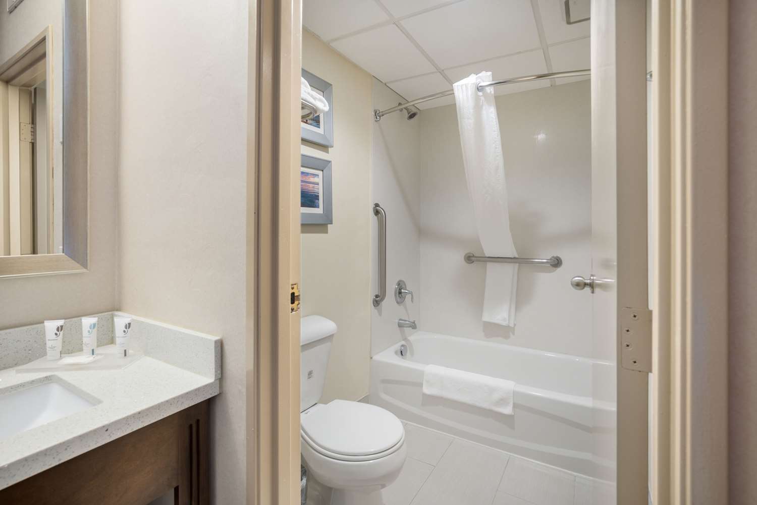 Hotel Image 1