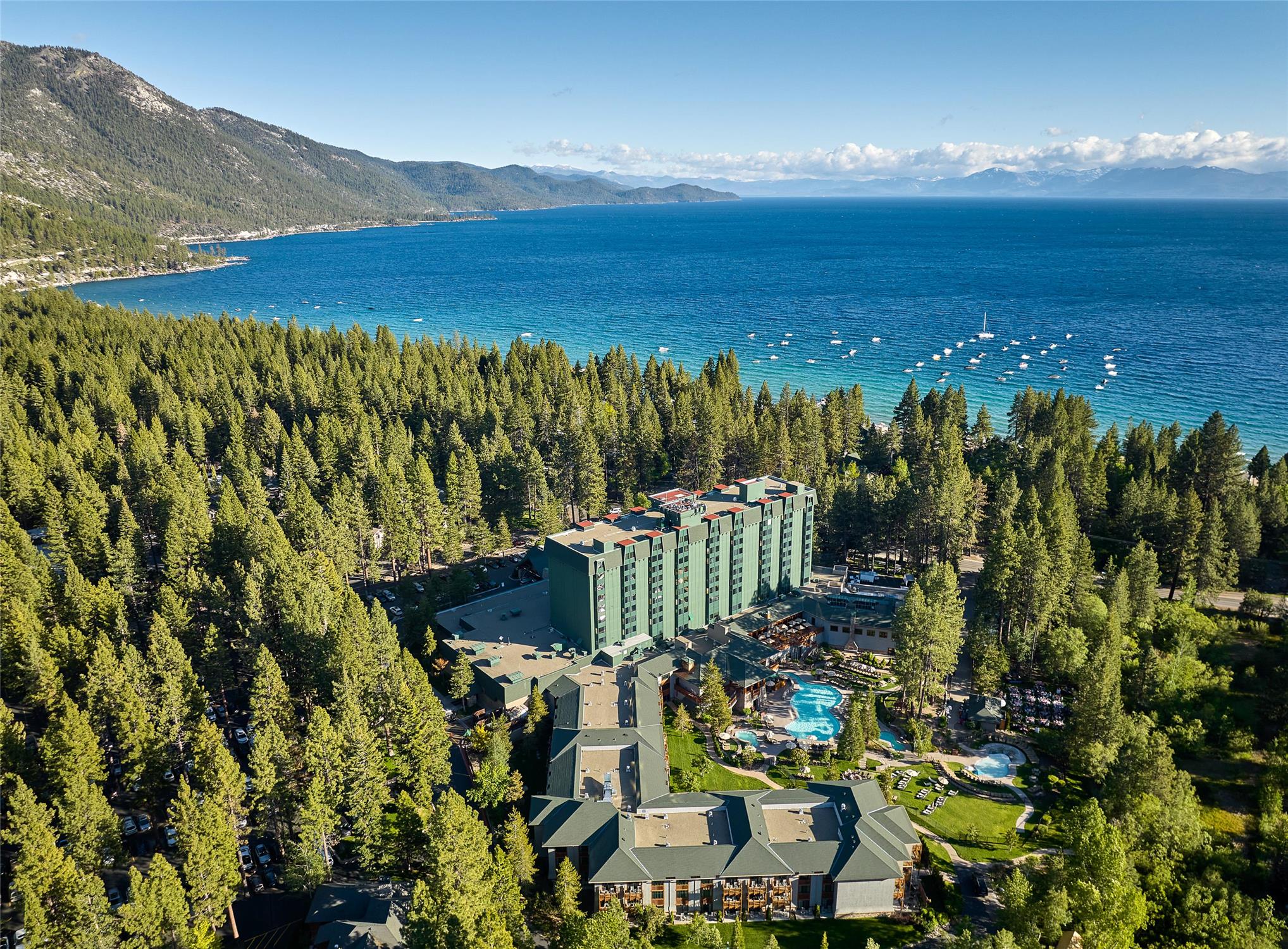塔霍湖凯悦度假村、水疗中心和娱乐场 Hyatt Regency Lake Tahoe Resort, Spa and Casino