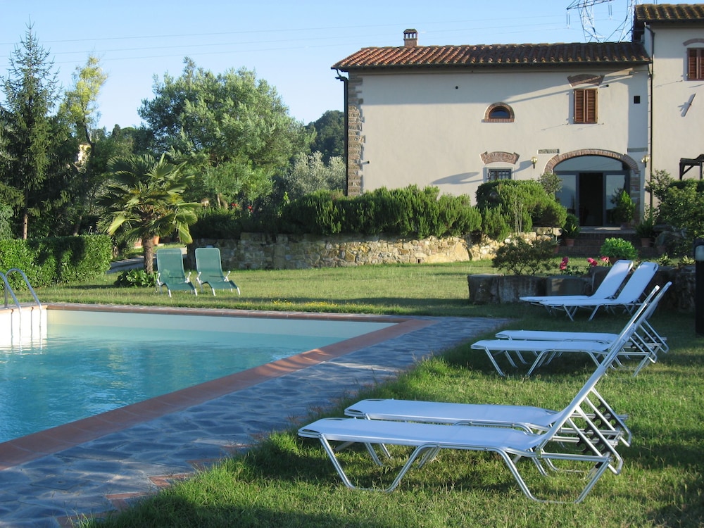 Agriturismo Villani Poderi Nesti & Cupoli