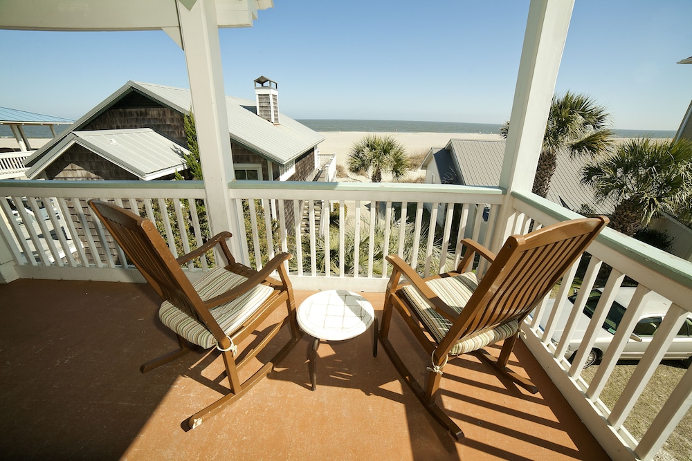 Desoto Beach Terraces