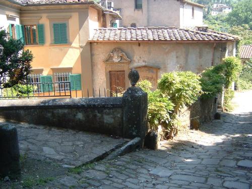 Borgo Ponte dellAsse