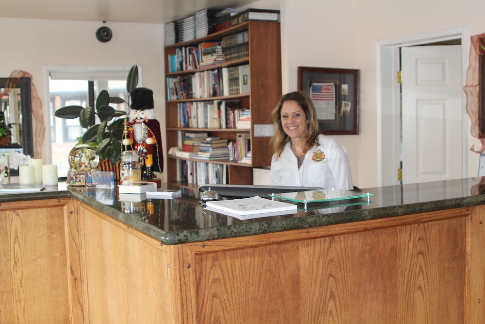 Peach Tree Inn