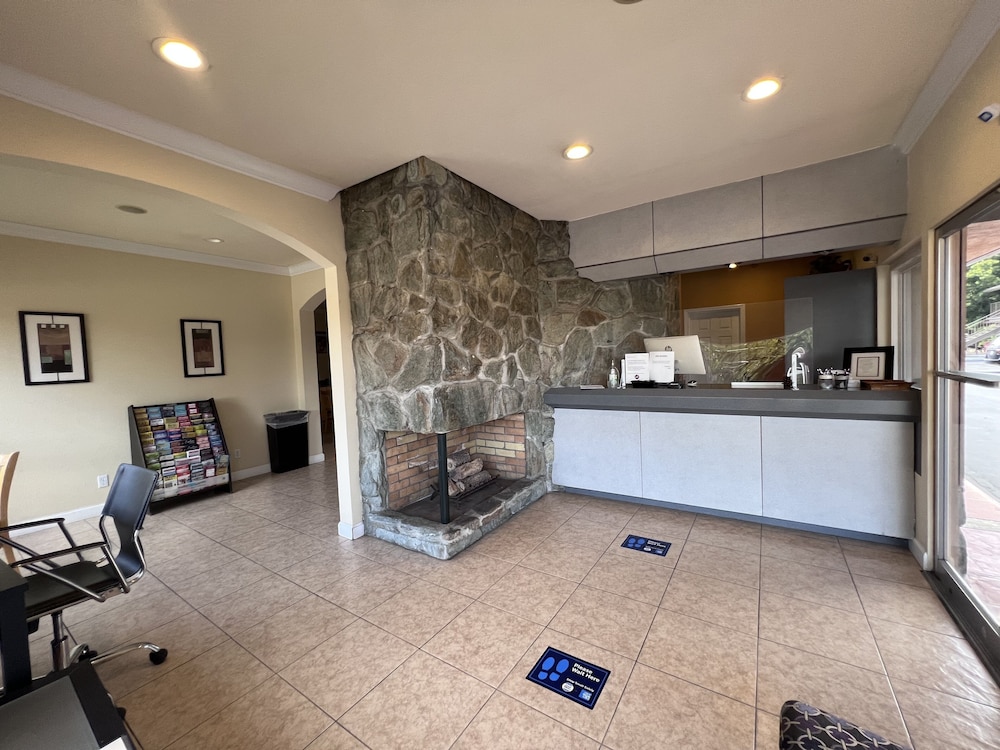 Inn at San Luis Obispo