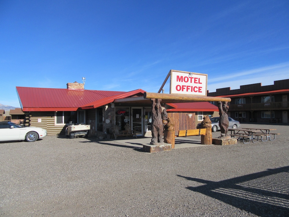 Big Bear Motel