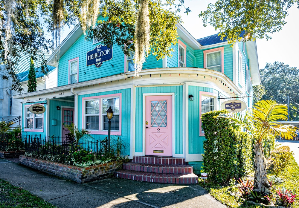 The Heirloom Inn