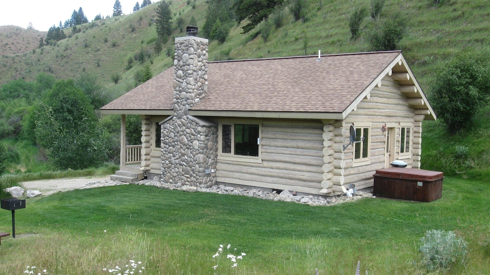 Rye Creek Lodge