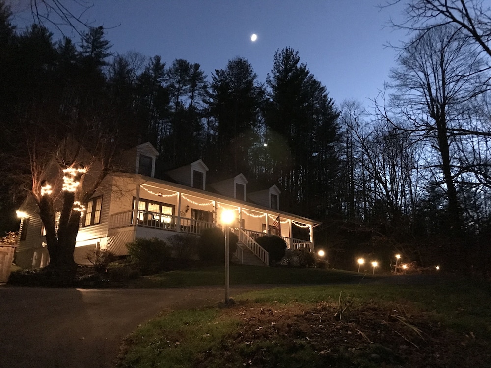 Valle Crucis Farm