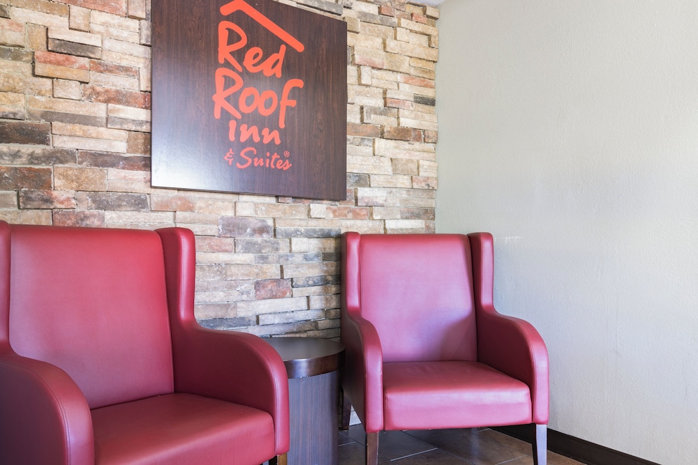 Red Roof Inn & Suites Statesboro - University