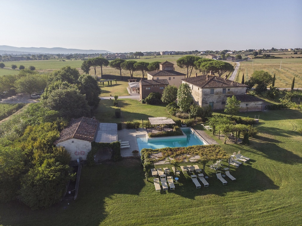 Cortona Resort - Le Terre Dei Cavalieri