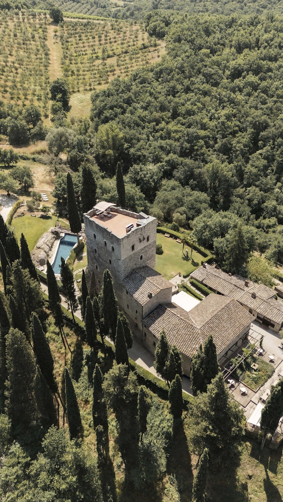 Castello di Tornano Wine Resort