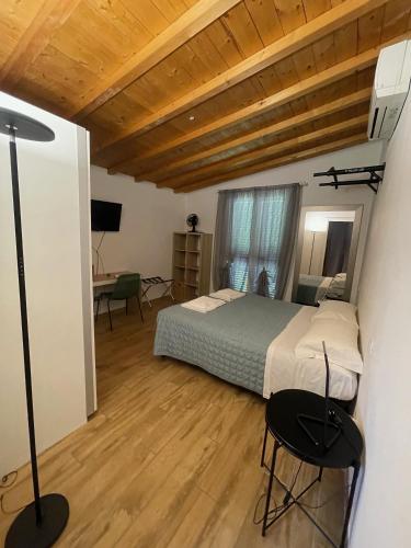 The Green Gate - Airport Guest House