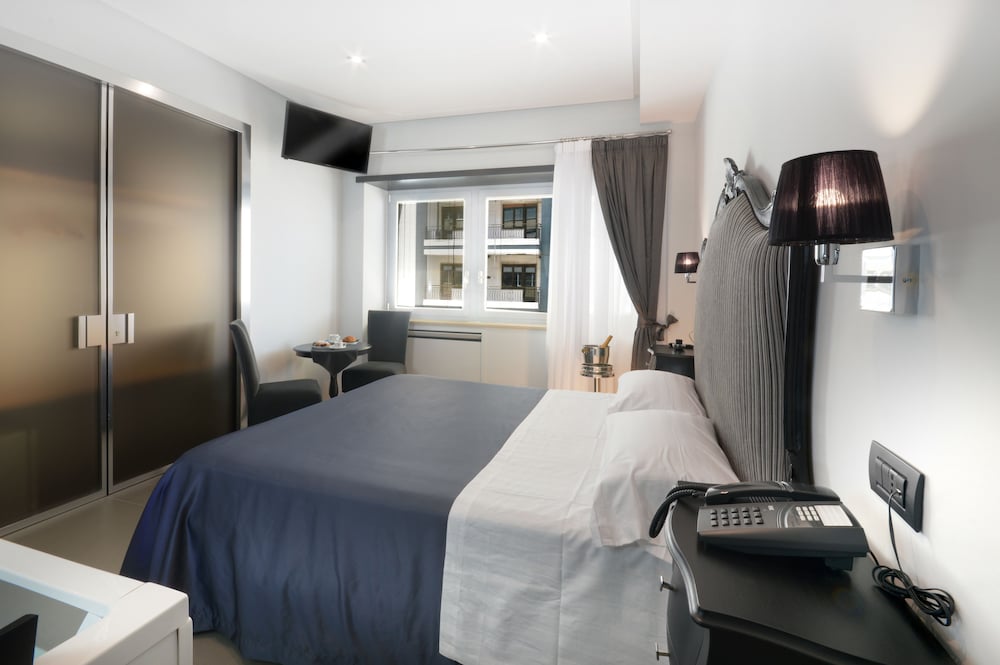 Barbarella Suite