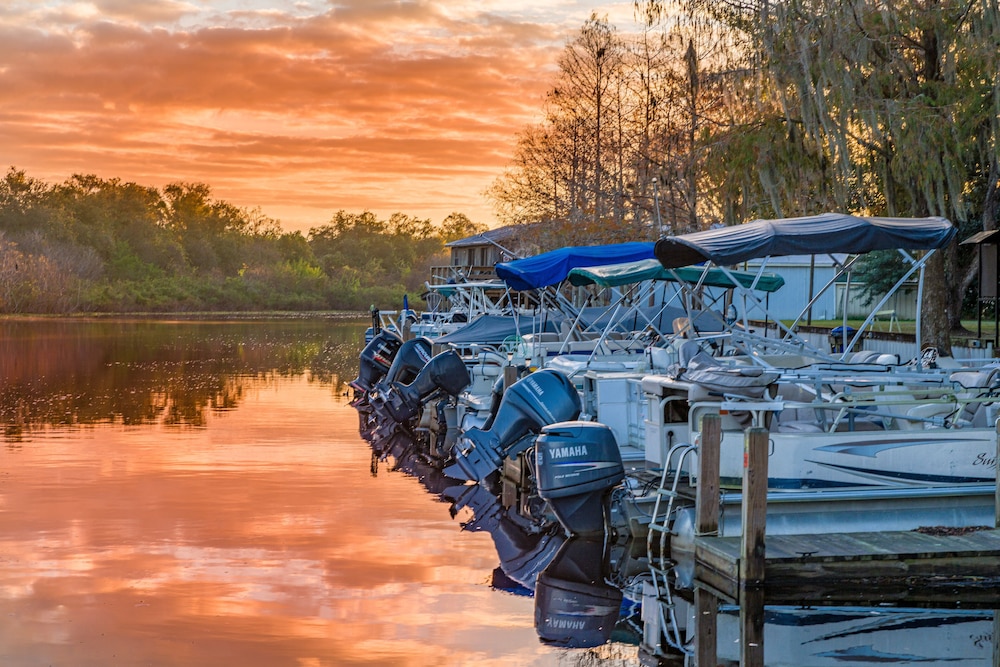 Camp Mack Lodge, Marina & RV Resort