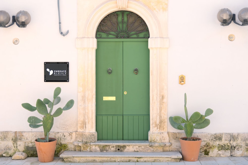 Embrace Sicily Guest House