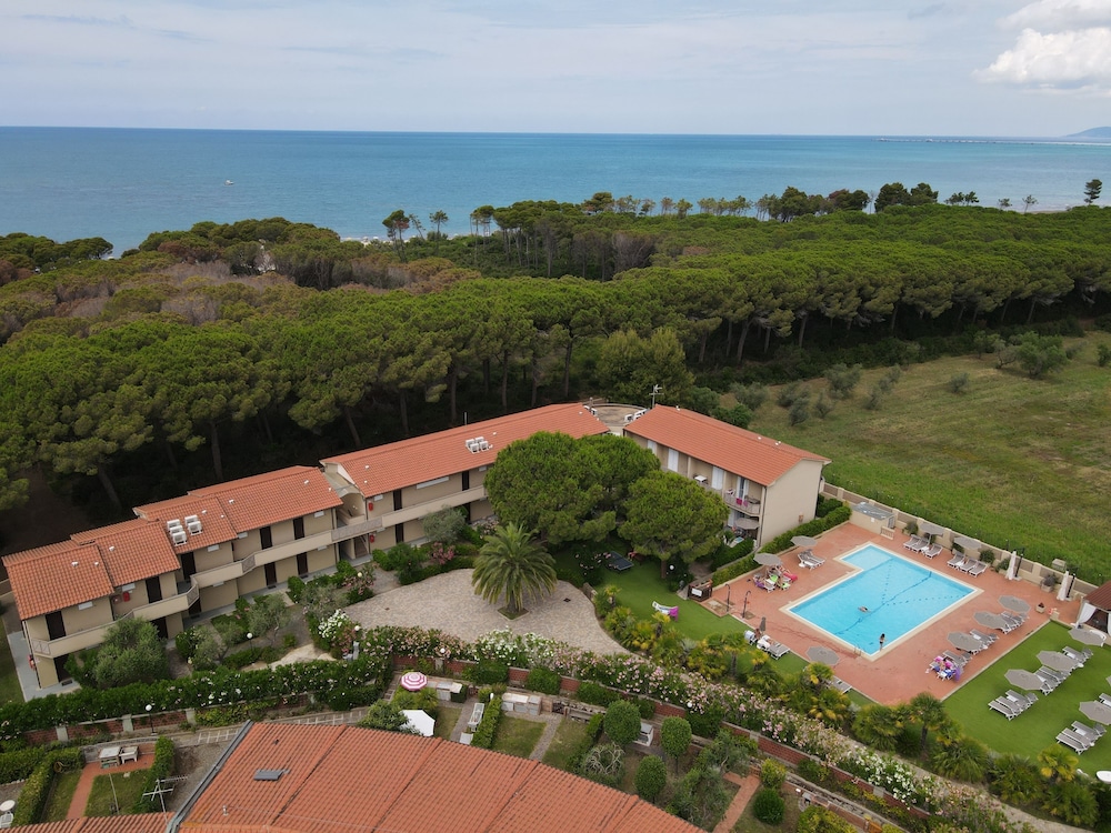 Oleandri Suite Hotel