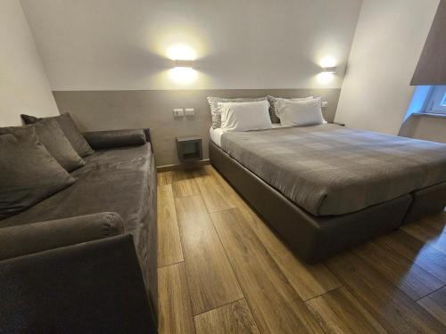Sarzanas Rooms