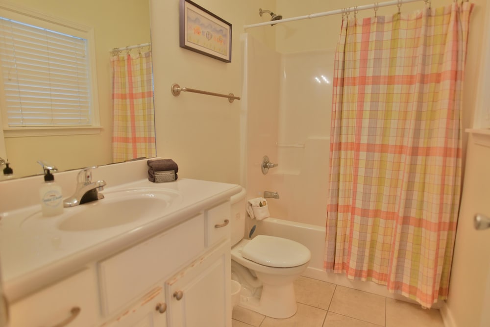 Good Day Sunshine Holiday home 4 Coastal Dreamin