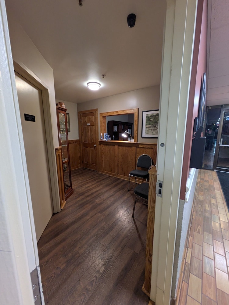 McCoy's Inn