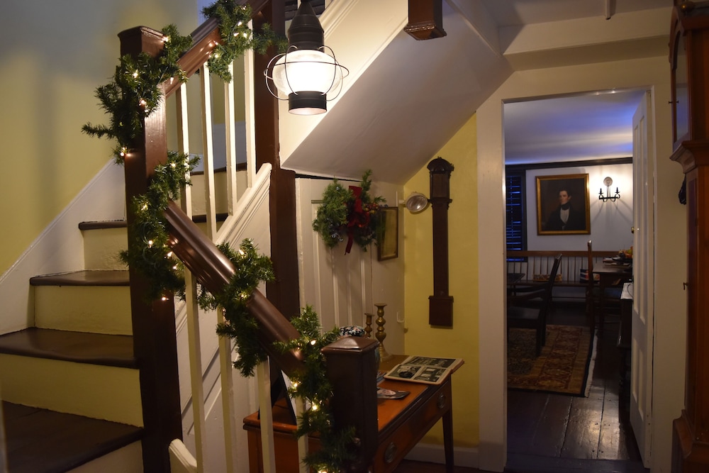 Daniels House Inn