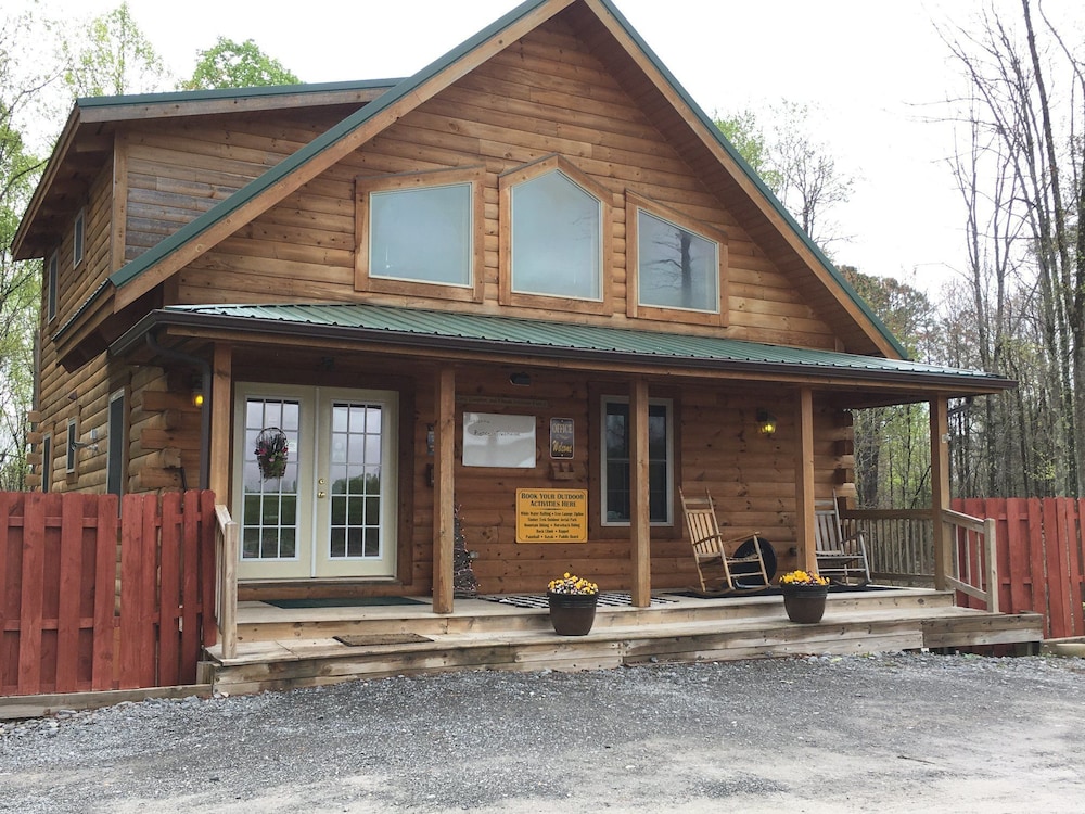 Country Road Cabins