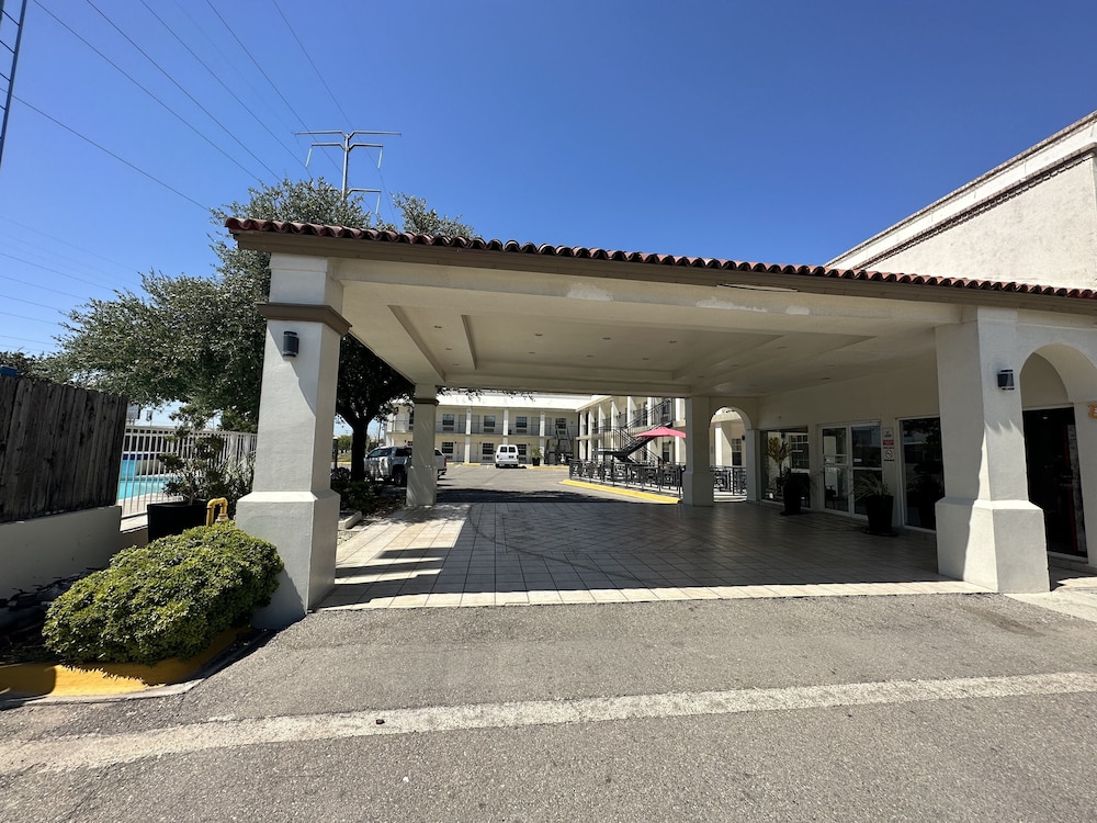 QUINTA SAN CARLOS INN