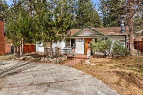 Popkos Place Resort Chalet by Big Bear Vacations