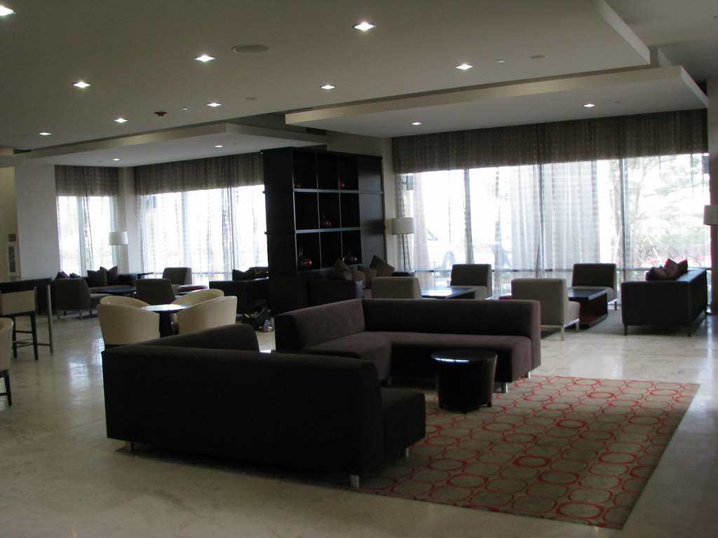 Embassy Suites Ontario - Airport