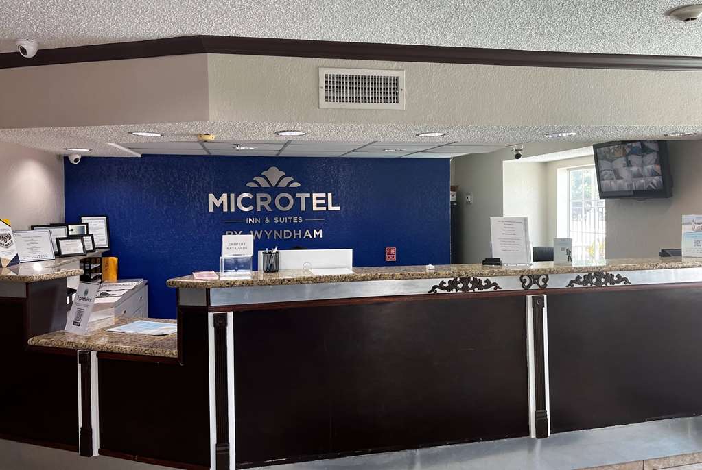 Microtel Houston
