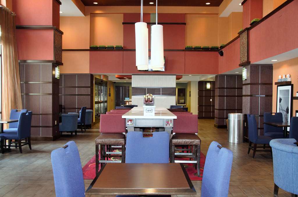 Hampton Inn And Suites Cincinnati-uptown-university Area