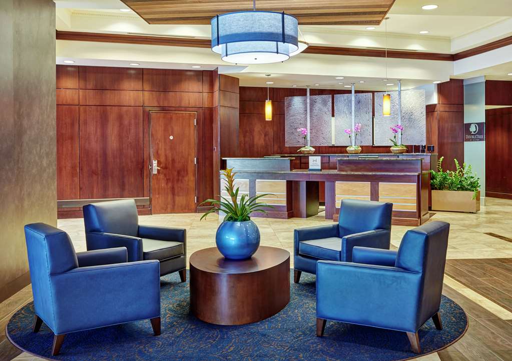 Doubletree By Hltn Charlotte Up