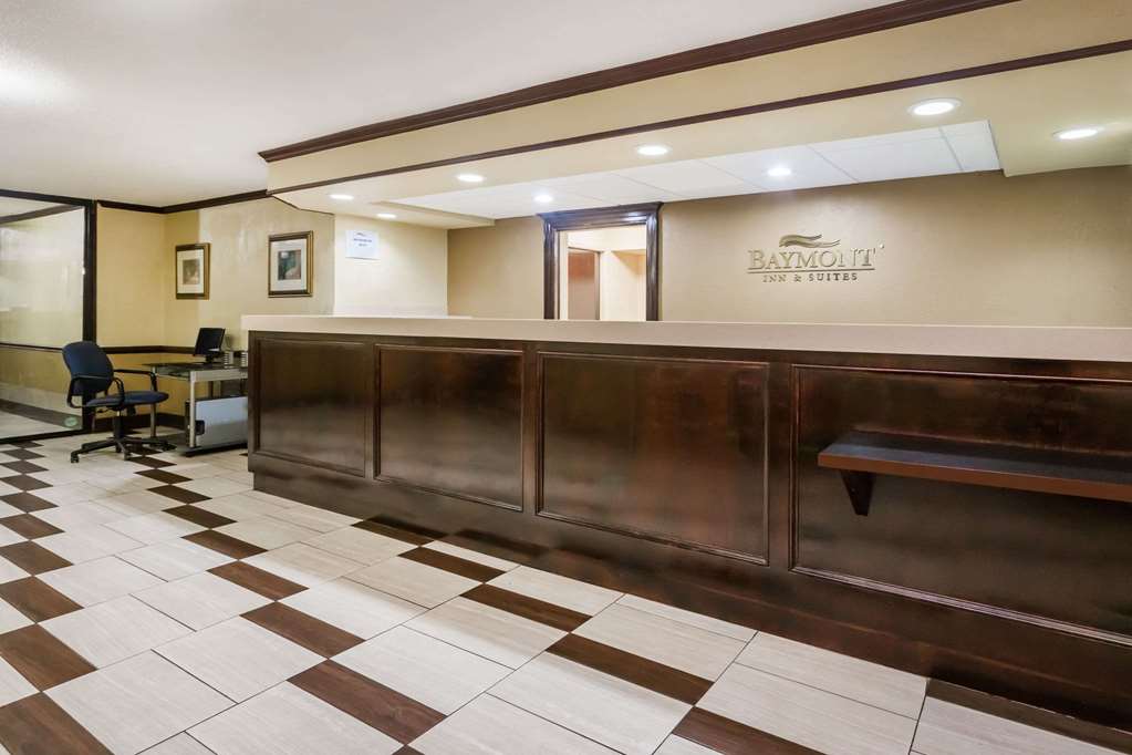 Baymont Inn Suites Pensacola