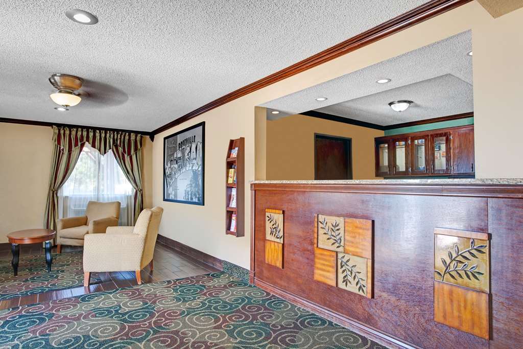 Super 8 Roseville/detroit Area