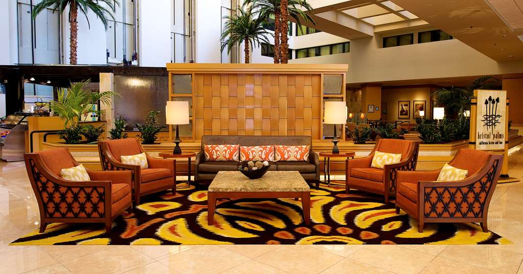 Hilton Orange County - Costa Mesa